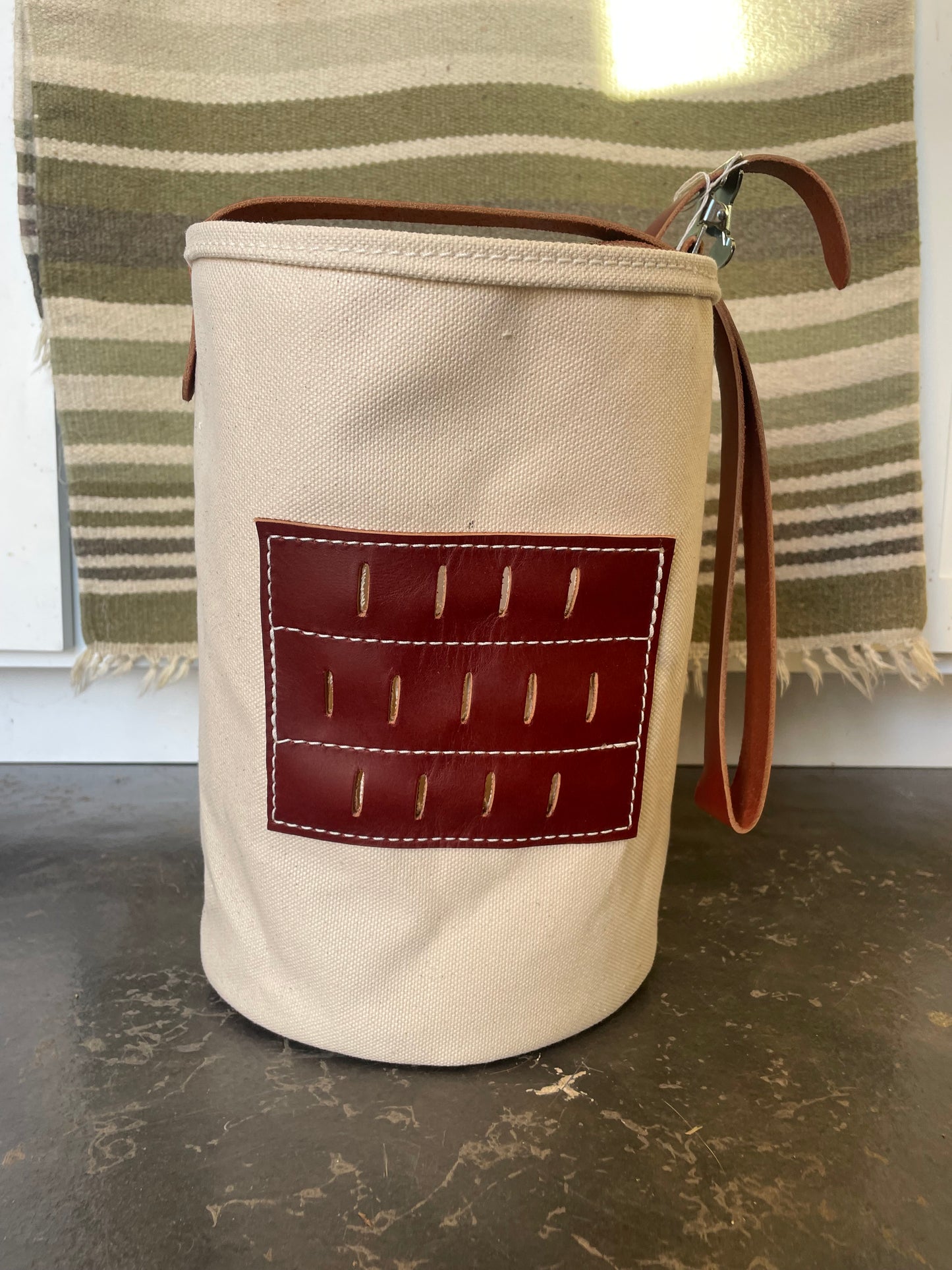 Morale Canvas Feed Bag