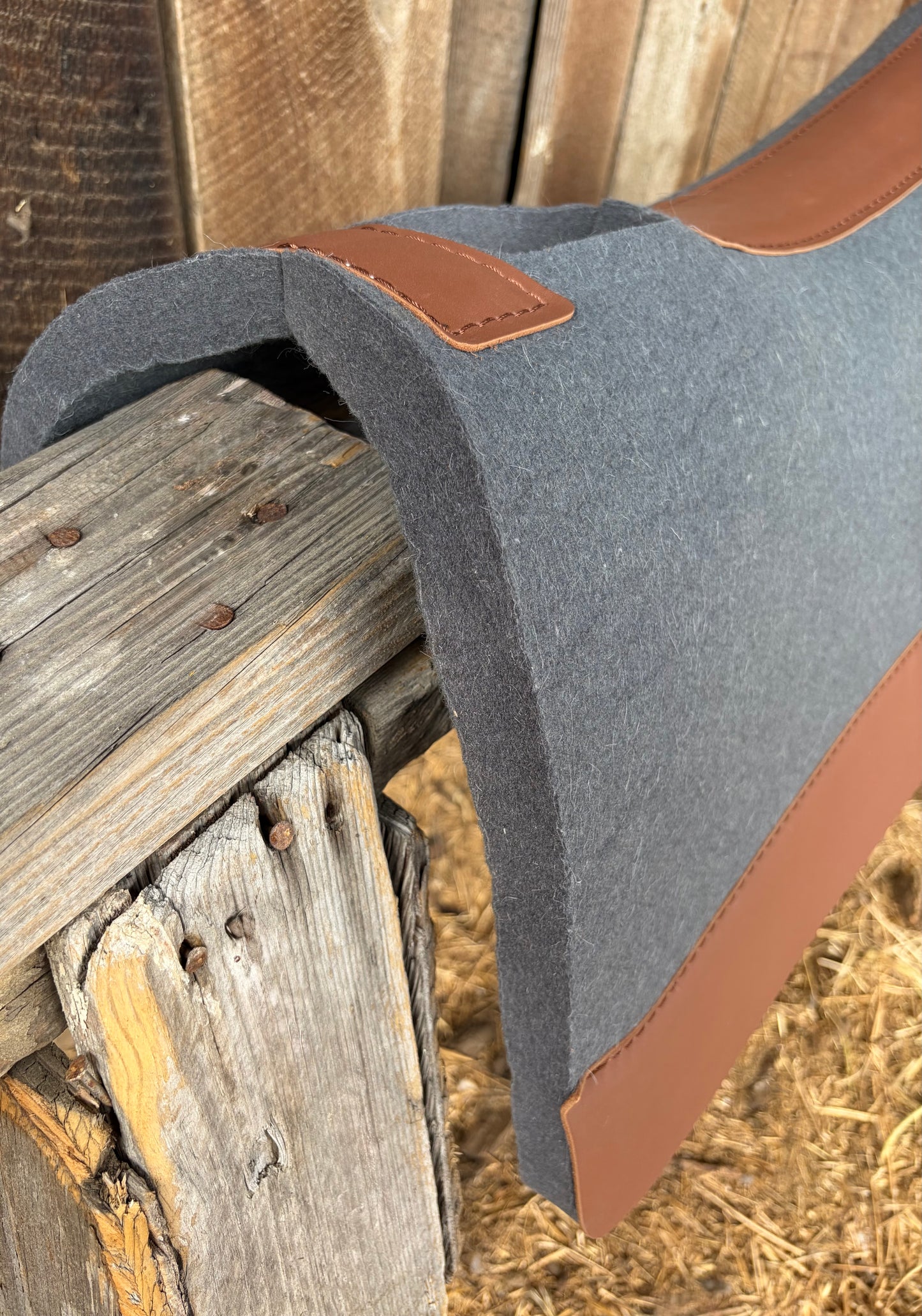 Contoured 100% Wool Saddle Pad - 1" Thick