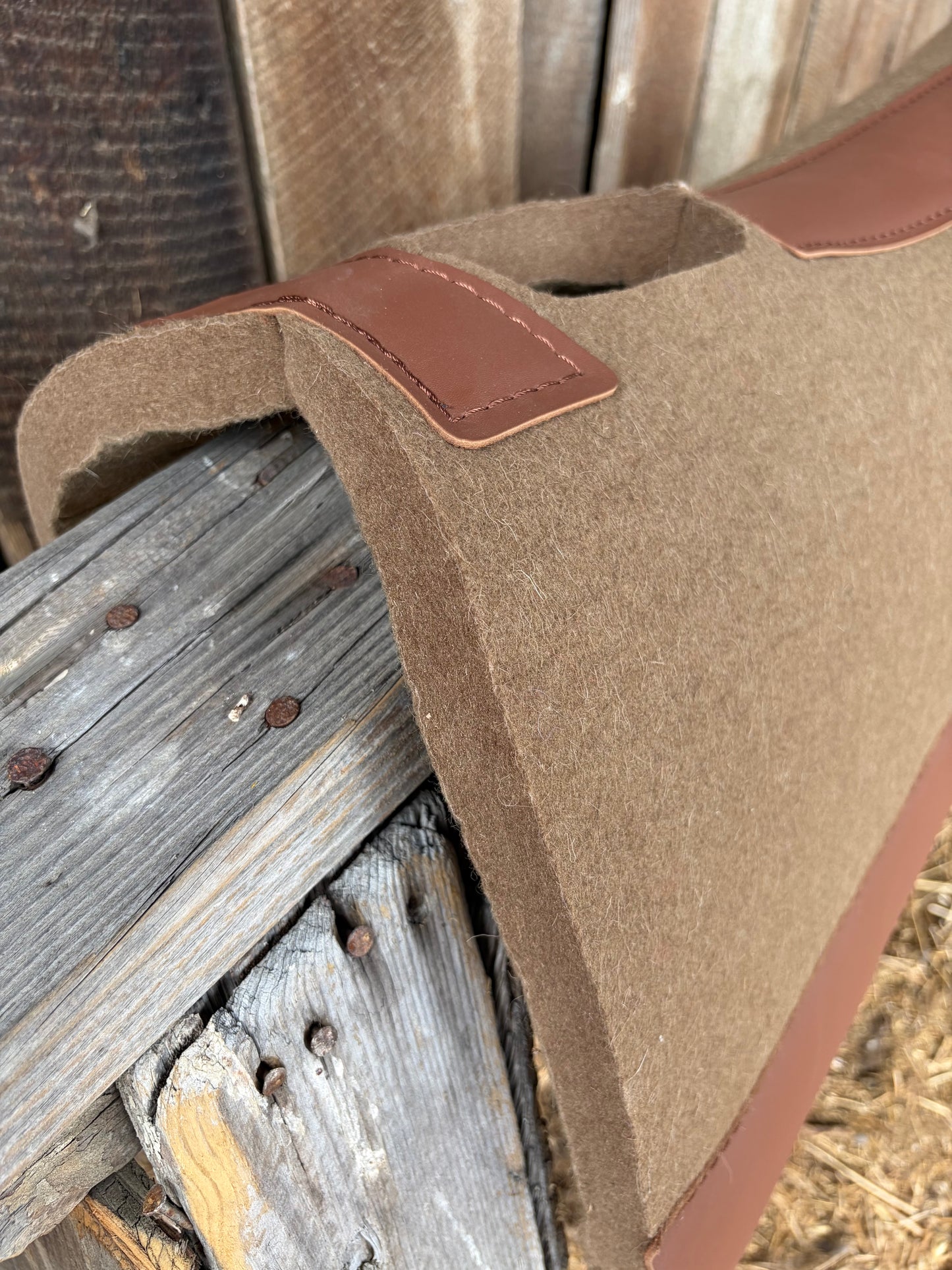 Contoured 100% Wool Saddle Pad - 1" Thick